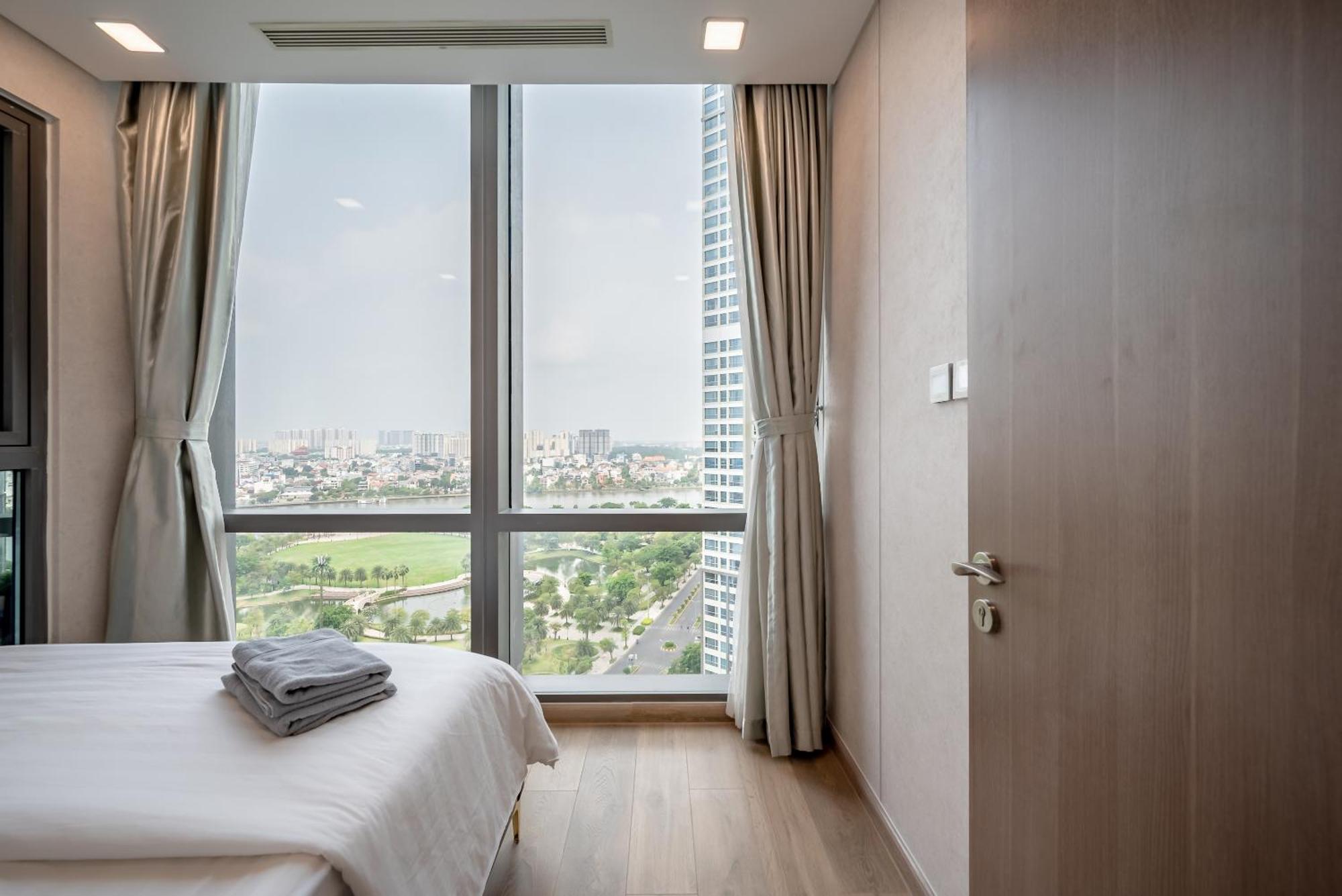 Landmark 81 Condotel Garden Bay Хошимін Екстер'єр фото